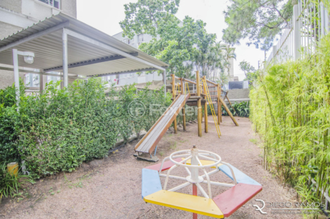 Image 3 - 1002059