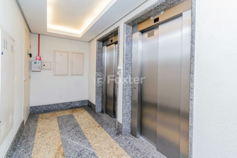Image 61 - 979466