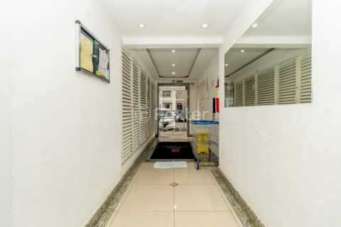 Image 79 - 826630