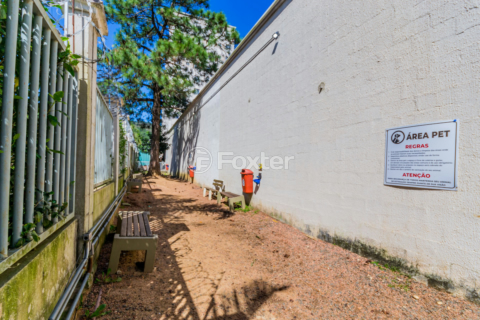 Image 68 - 826630