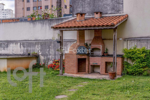 Image 30 - 325808