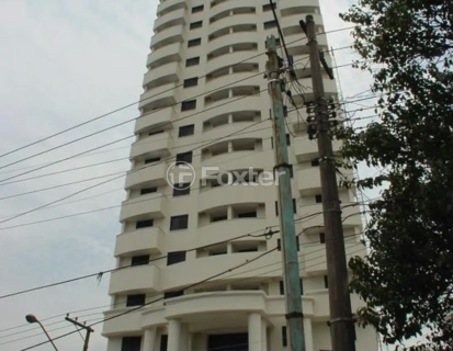 Image 37 - 1016324