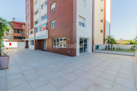 Image 43 - 983972