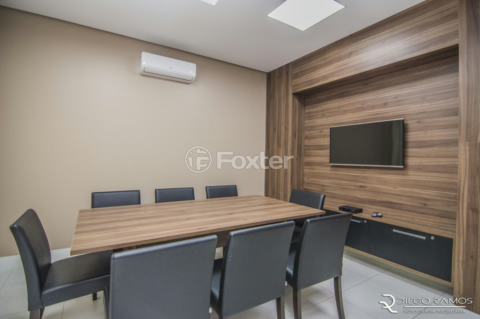 Image 4 - 1011759