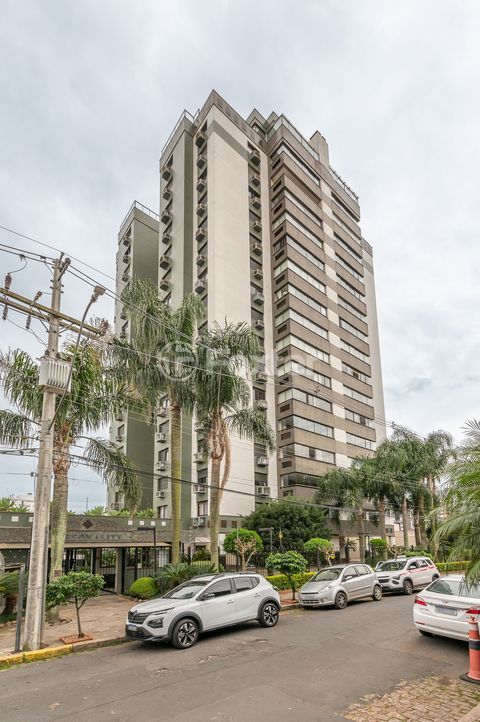 Image 11 - 1002181