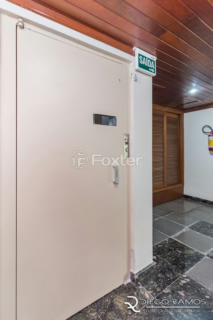 Image 44 - 918333