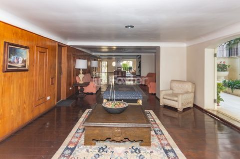 Image 30 - 312043