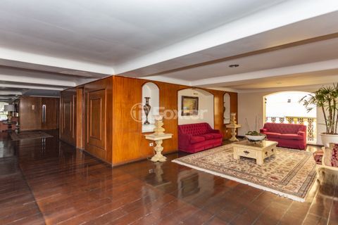 Image 32 - 312043