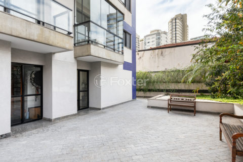 Image 45 - 1017242
