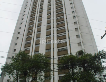 Image 29 - 844585