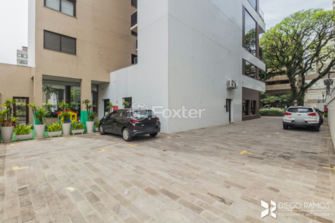 Image 63 - 687371