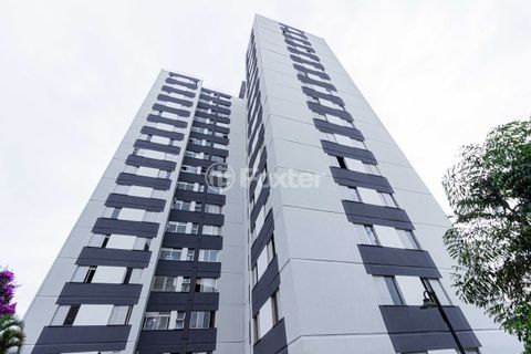 Image 29 - 956617
