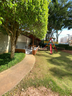 Image 38 - 884536