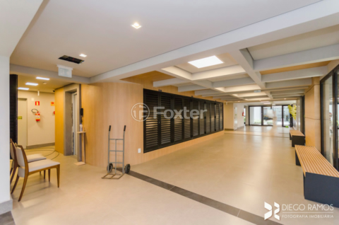 Image 46 - 844718