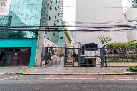 Image 10 - 316740