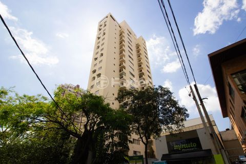 Image 27 - 985840