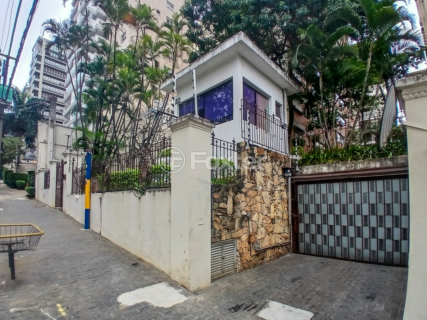 Image 25 - 329381