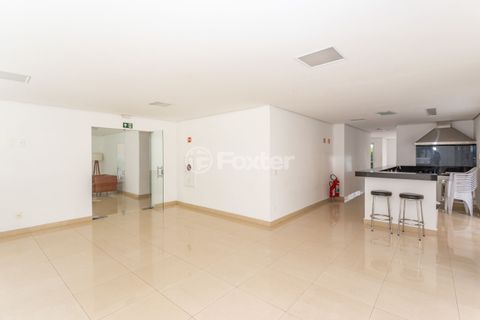 Image 29 - 315807
