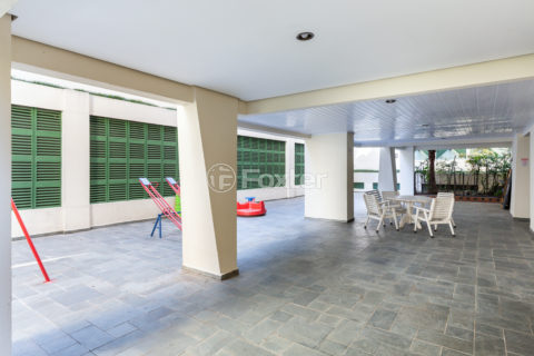 Image 29 - 1010660