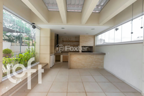 Image 61 - 932827