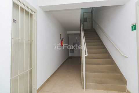 Image 11 - 984431