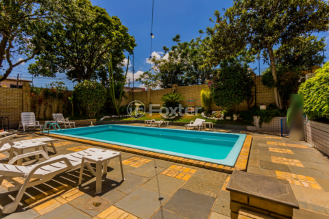 Image 40 - 869219