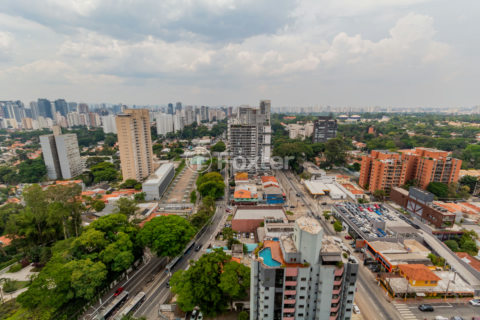 Image 71 - 916458