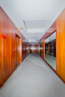 Image 33 - 885620
