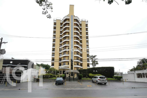 Image 39 - 1020095