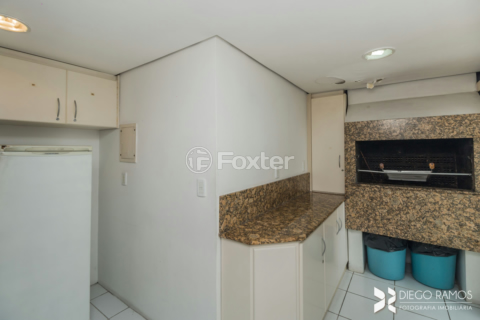 Image 38 - 271012