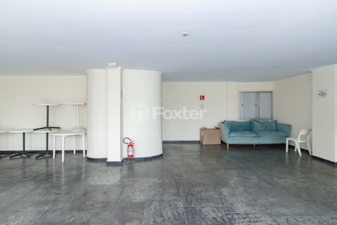 Image 31 - 989291