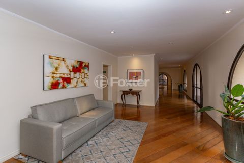 Image 77 - 872104