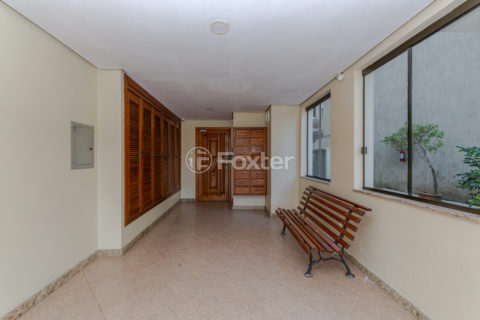 Image 39 - 1010213