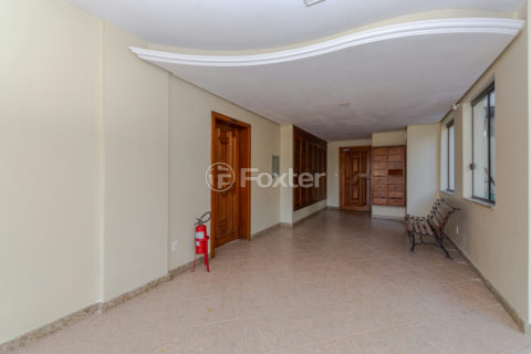 Image 38 - 1010213
