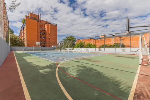 Image 30 - 986673