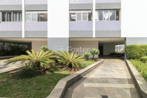 Image 26 - 1017237
