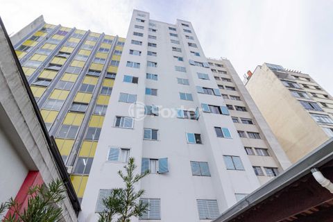 Image 38 - 935466