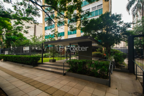 Image 43 - 1007852