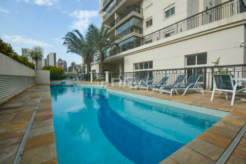 Image 35 - 984652