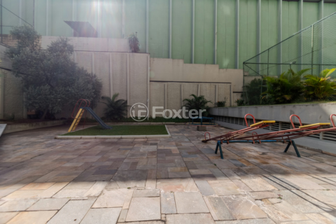 Image 38 - 323574