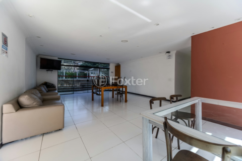 Image 33 - 323574