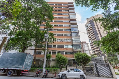 Image 68 - 856952