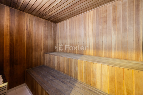 Image 47 - 993340
