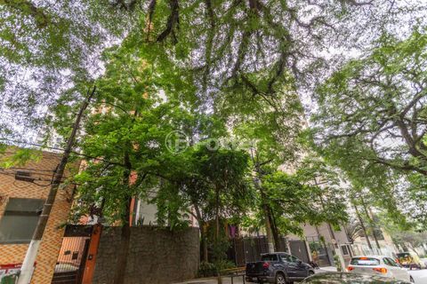 Image 32 - 834614