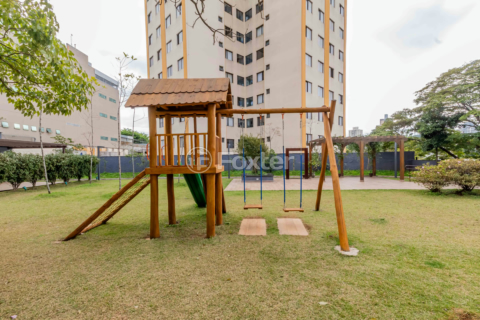 Image 33 - 884796