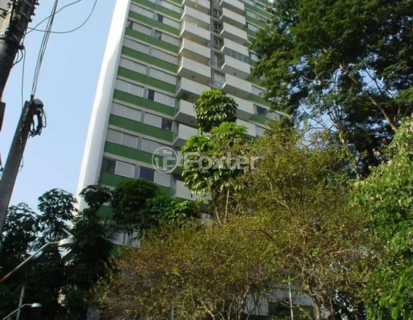 Image 8 - 1022646