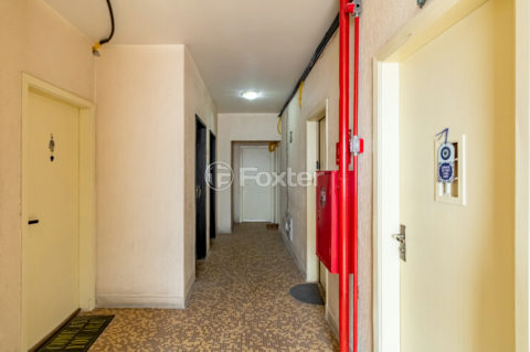 Image 38 - 328366