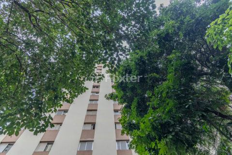 Image 18 - 847804