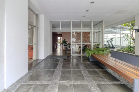 Image 21 - 847804