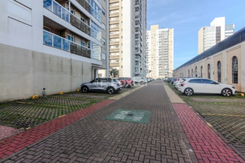 Image 57 - 1017811